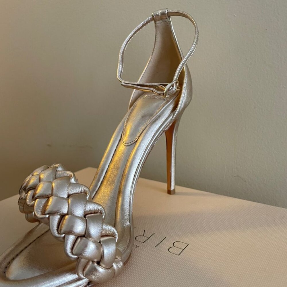 Gold Braided sandals - Picture 2 of 3